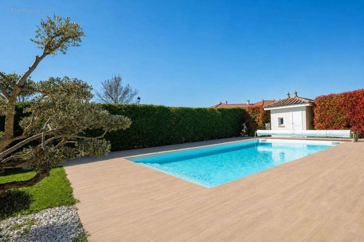 Maison familiale de 176m² – Matériaux de qualité, aucun travaux, cadre très paisible - photo 20
