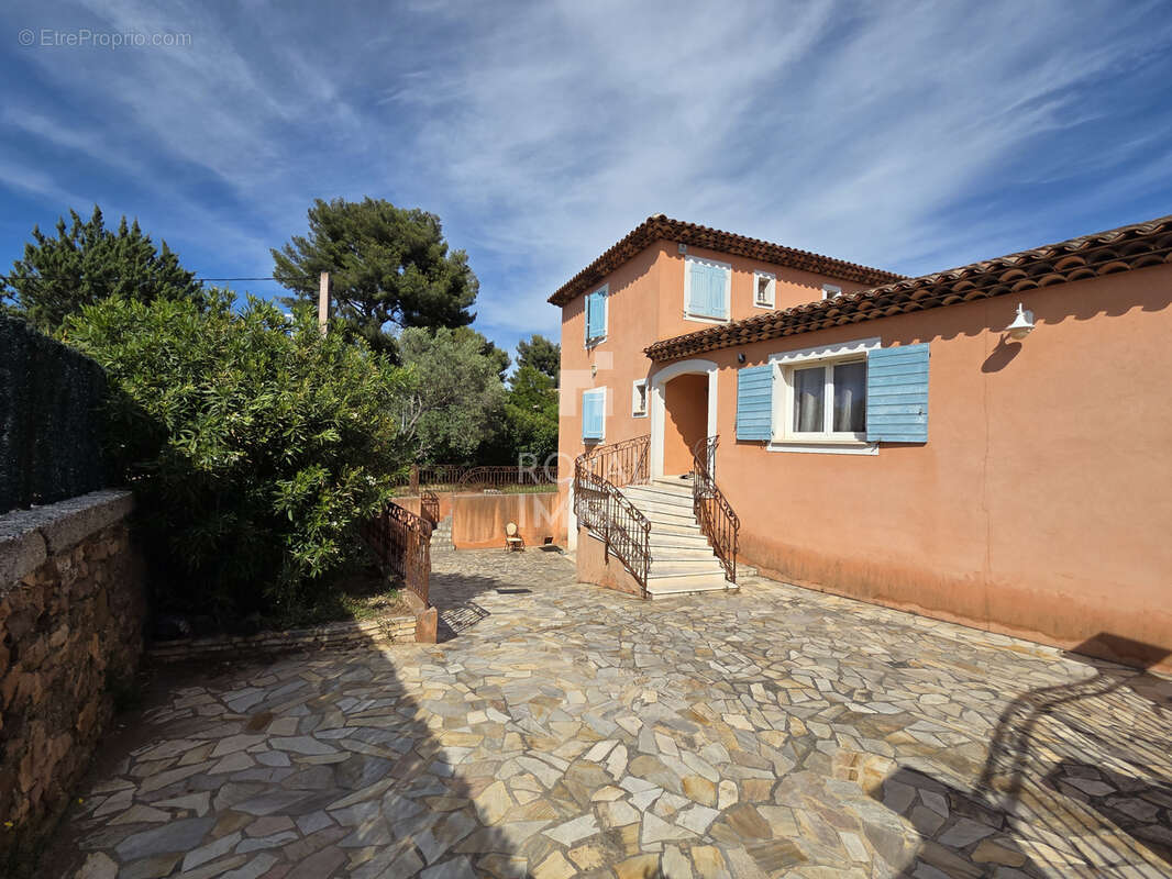 Maison à LA GARDE