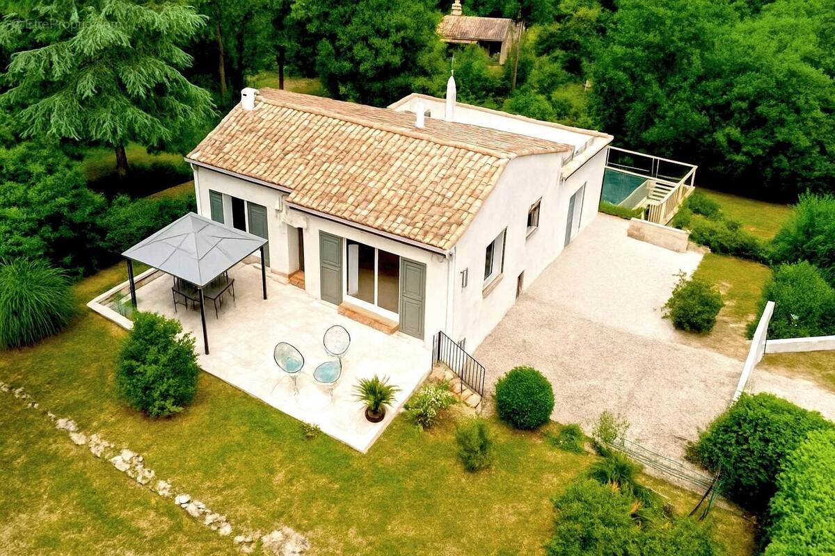 Maison à PEYMEINADE