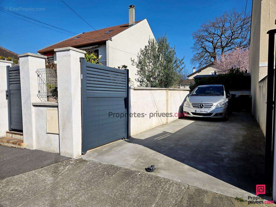 Maison à MORSANG-SUR-ORGE