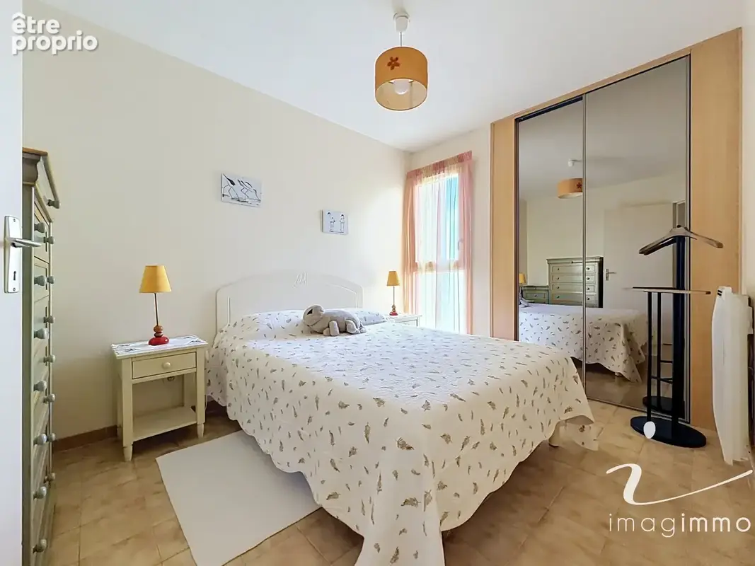 Sur le port confortable 3 pieces avec parking securise interieur - photo 6