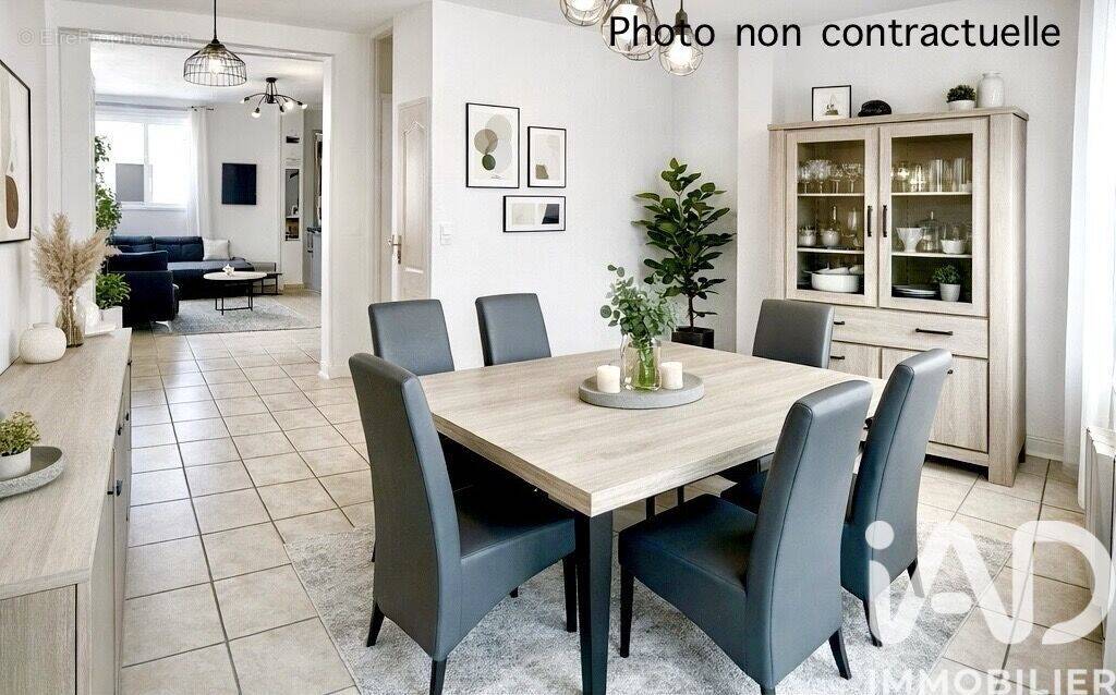 Photo 1 - Maison à SAINT-ETIENNE-DU-ROUVRAY