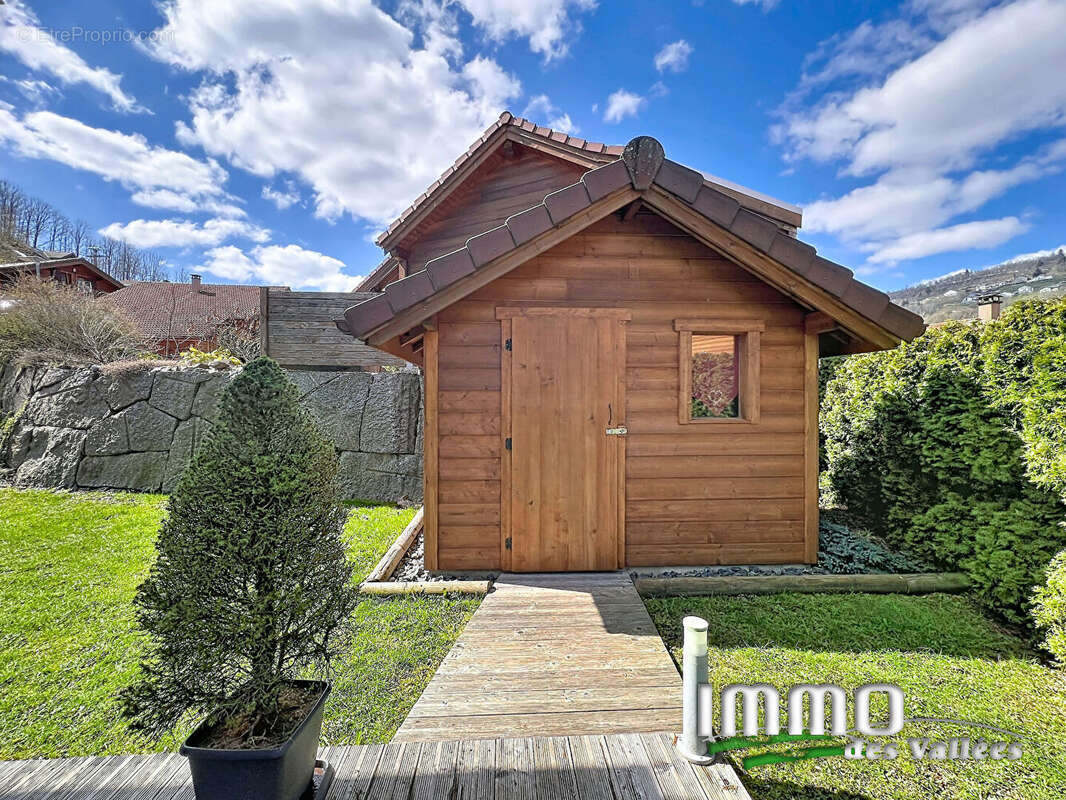 Maison à LA BRESSE