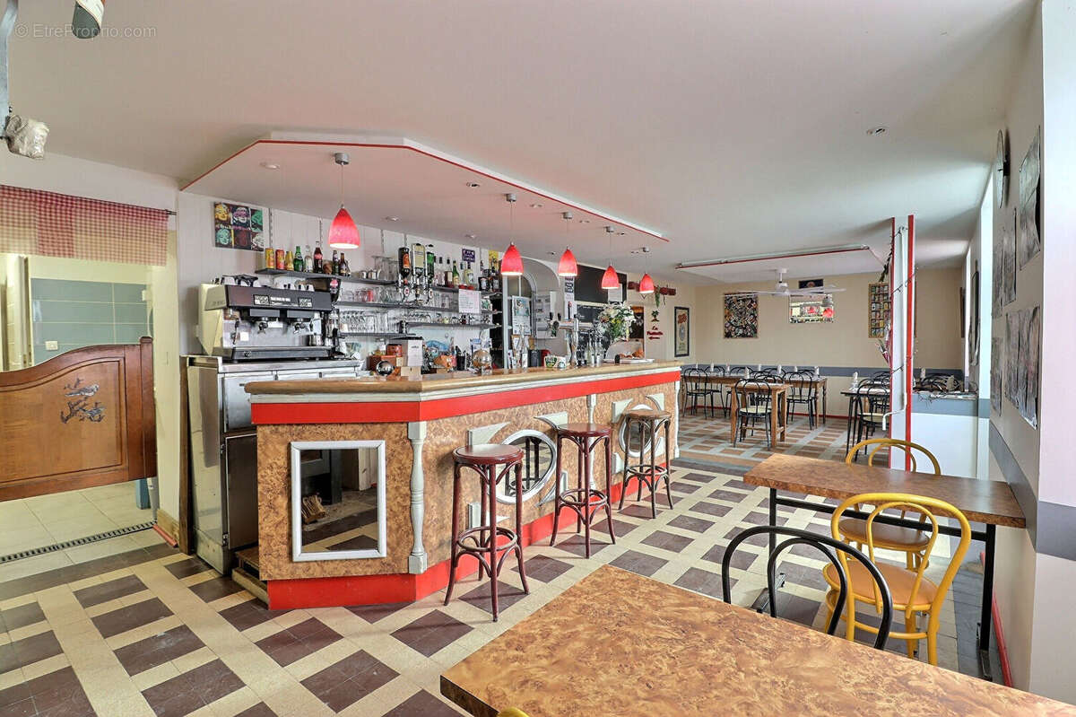 Commerce à SOUPROSSE