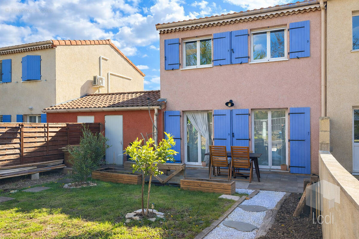 Maison à MONTELIMAR