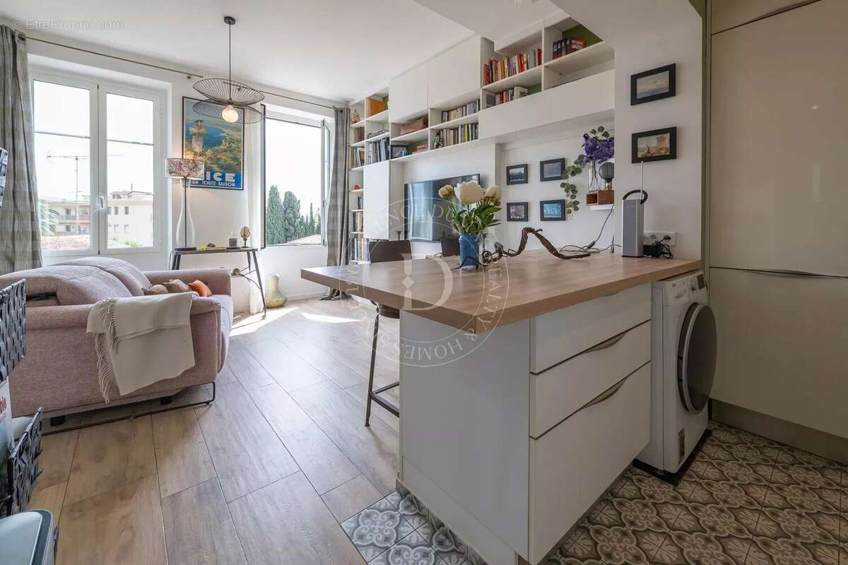 Appartement à BEAULIEU-SUR-MER