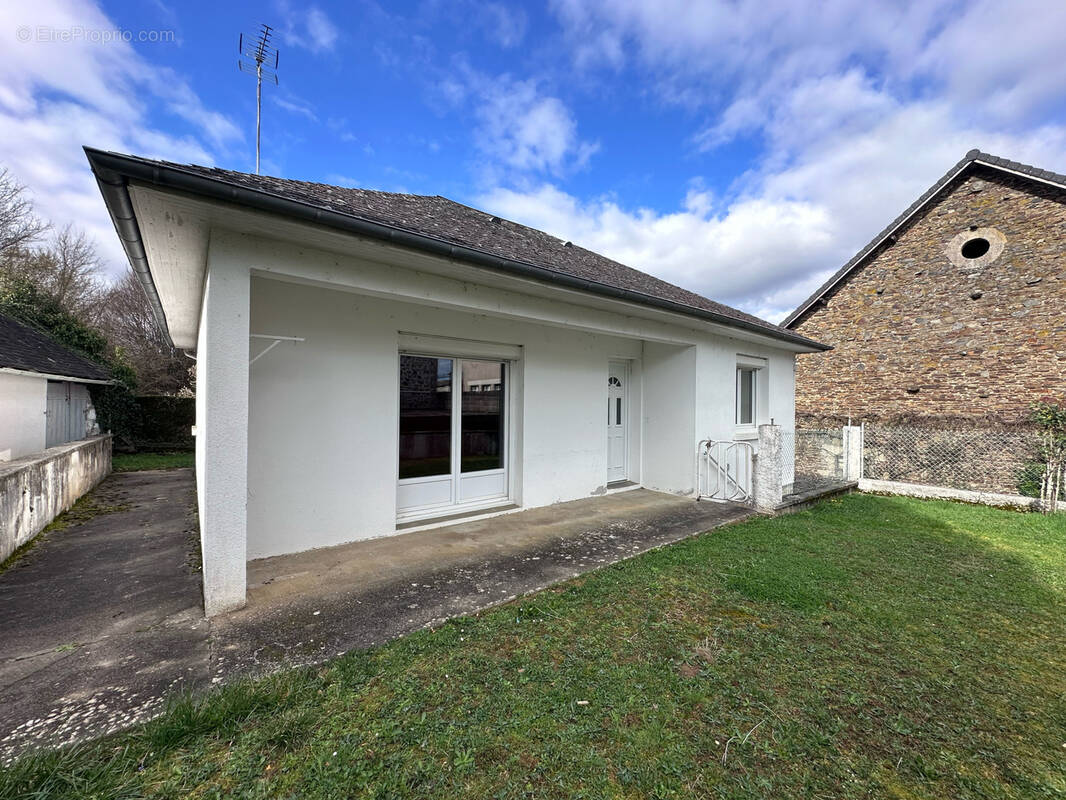 Maison à SEILHAC