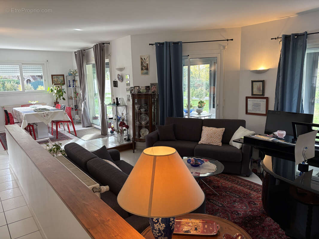 Maison à CHATELLERAULT