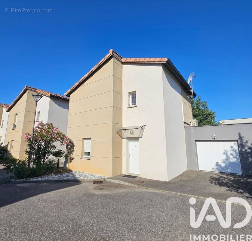 Photo 1 - Maison à VALENCE
