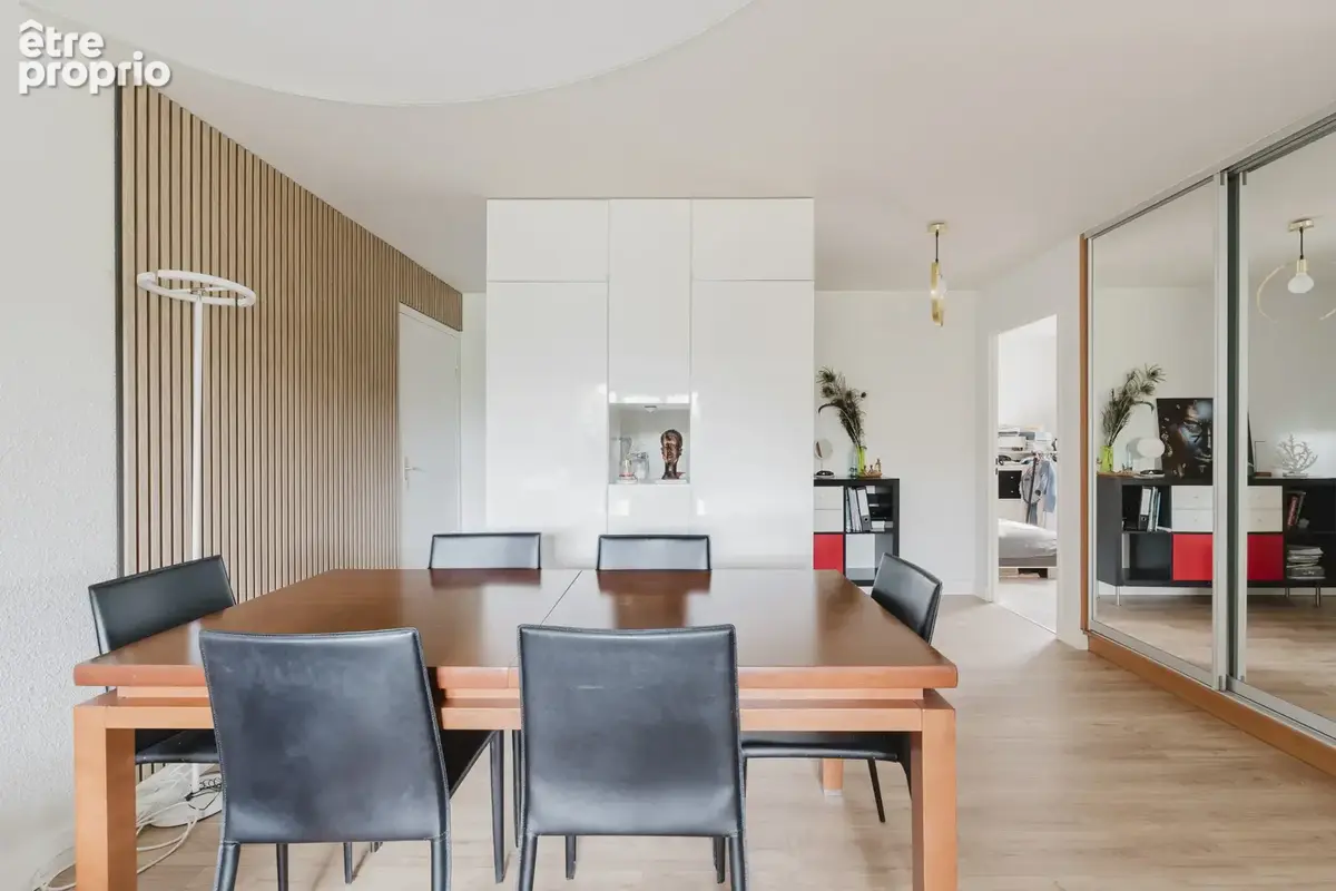 Appartement T4 rénové - Résidence de standing fermée et sécurisée - photo 4
