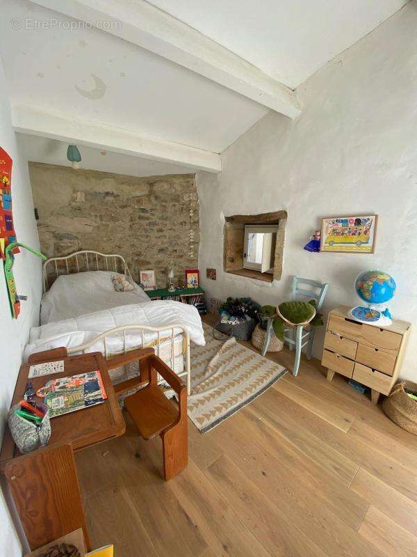 Maison à BARJAC