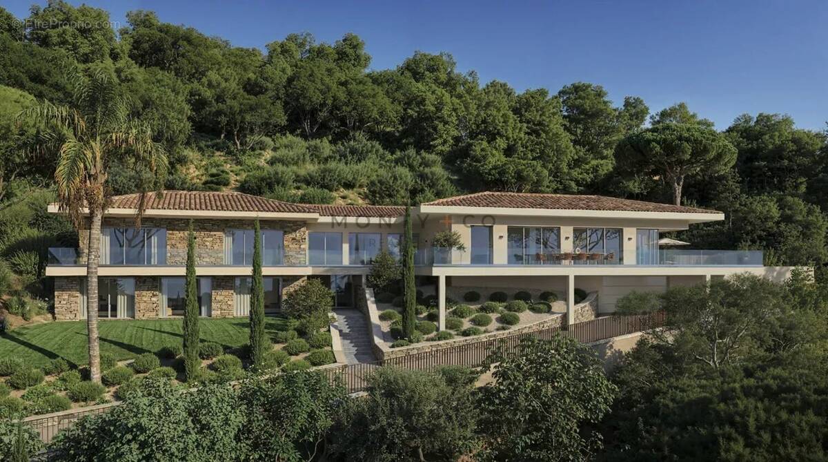 Maison à GRIMAUD