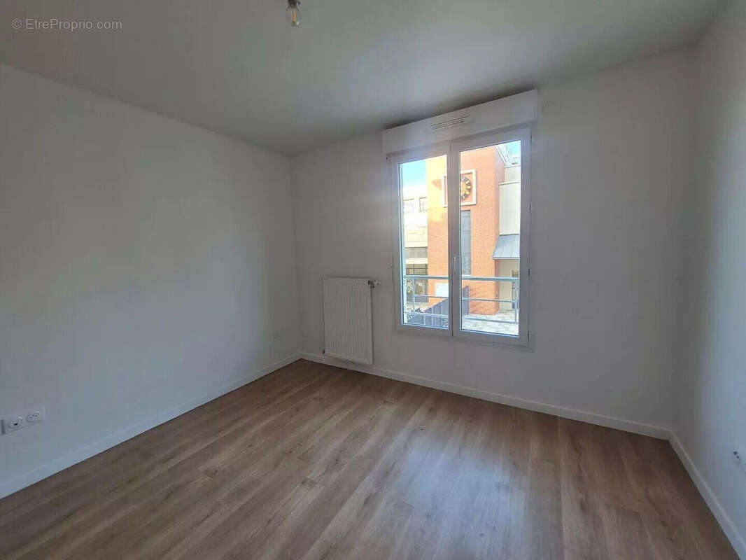 Appartement à LE BLANC-MESNIL