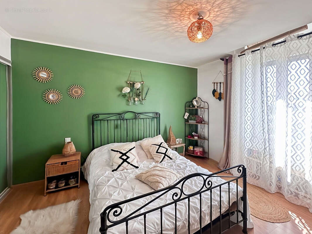 Appartement à CHATEAURENARD