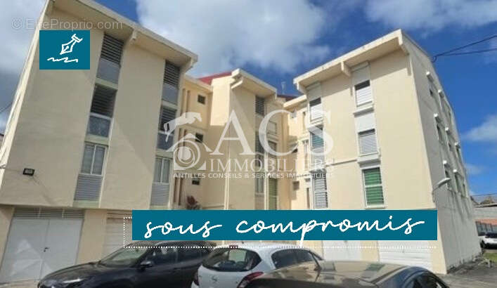 Appartement à LE ROBERT