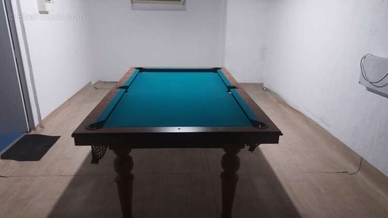 Maison à BEVILLE-LE-COMTE