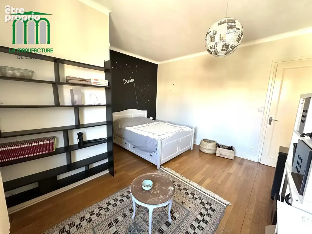 Appartement de type F6 de 140.14 m² - 4 chambres - 2 balcons - cave - normes PMR / Saint-etienne Anatole France - photo 11
