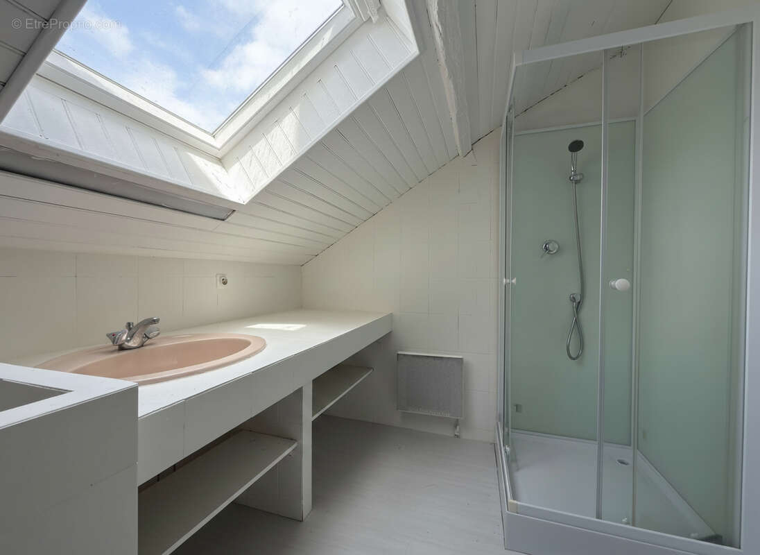 Appartement à SAINT-SEBASTIEN-SUR-LOIRE