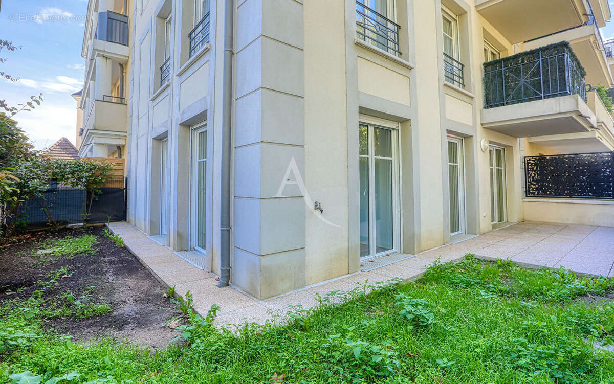 Appartement à VAUREAL