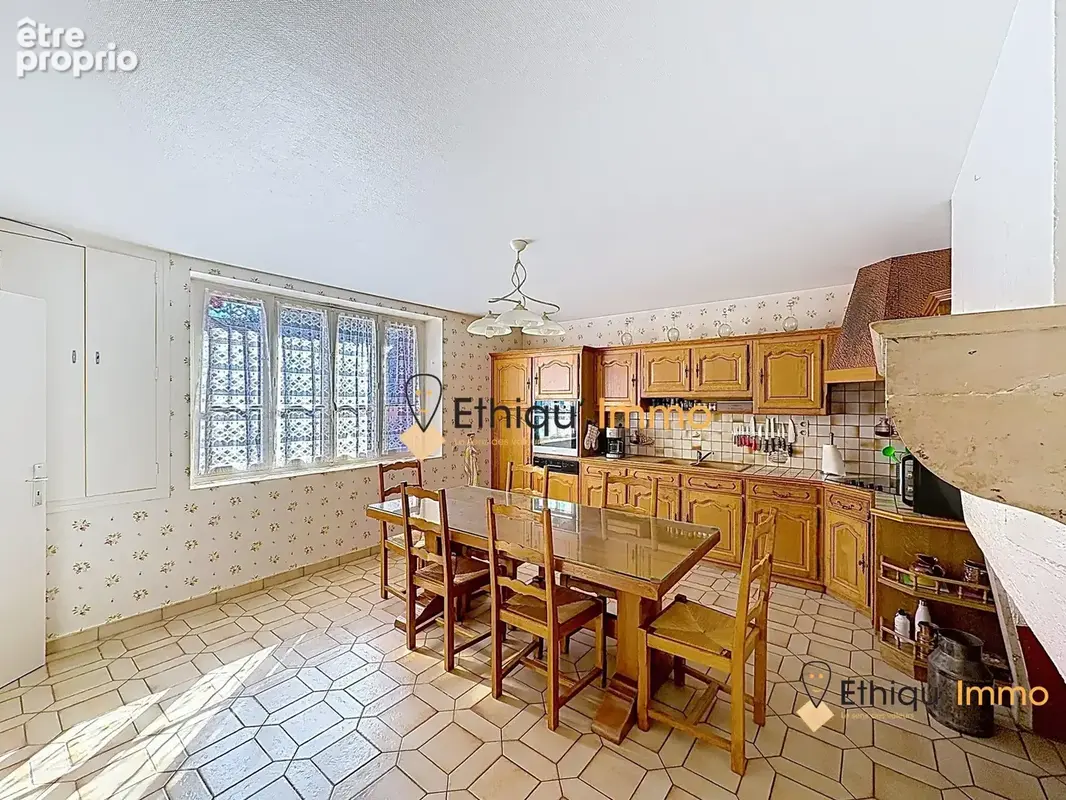 Maison 10 pièces 205 m² à vendre à Colombe-Le-Sec (10200) - photo 2