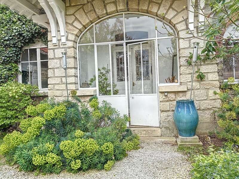 Maison à GUEUX