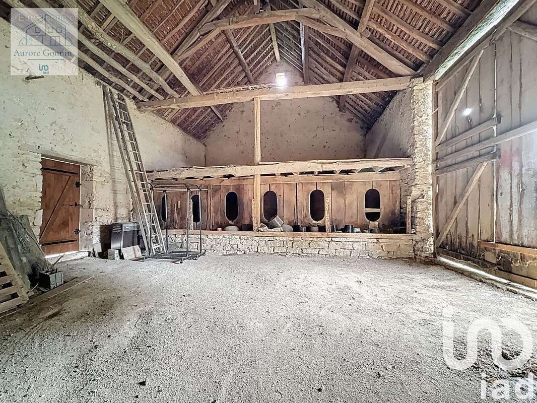 Maison 65 m² à Pouzy-Mesangy  - photo 5
