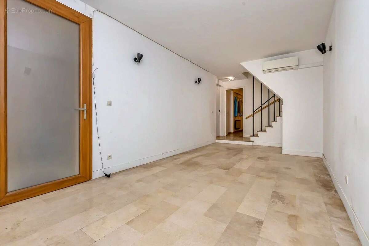 Maison à MONTALIEU-VERCIEU