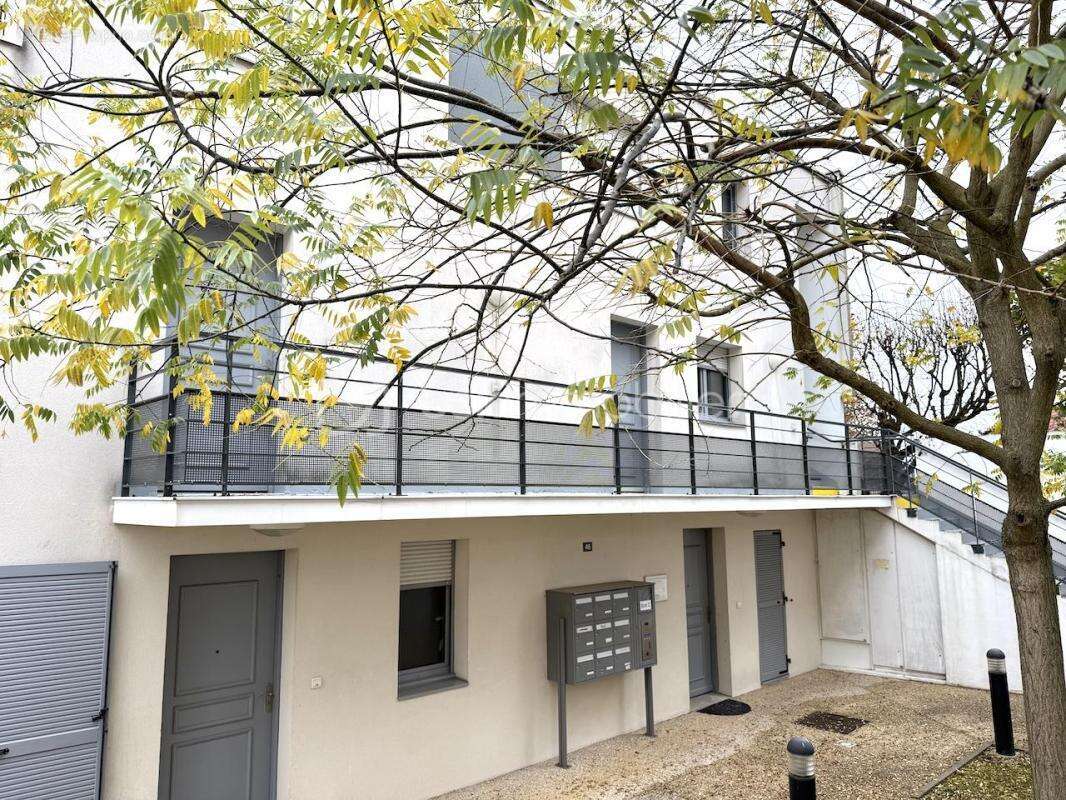 Appartement à SAINT-MICHEL-SUR-ORGE