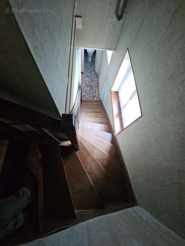 Maison à SAINT-DENIS-LE-GAST