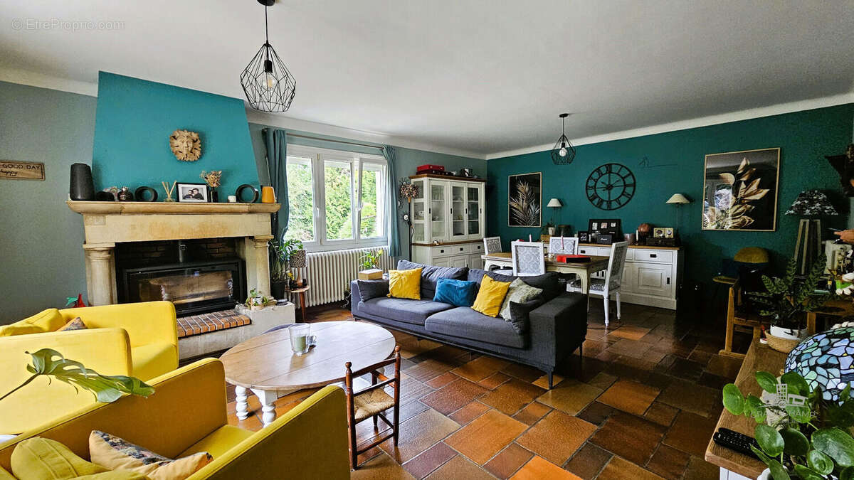 Maison à TREILLIERES