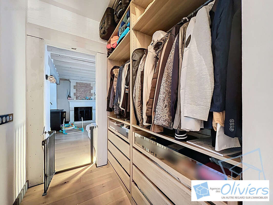 Appartement à BULLION