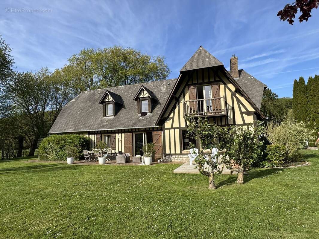 Maison à HERICOURT-EN-CAUX