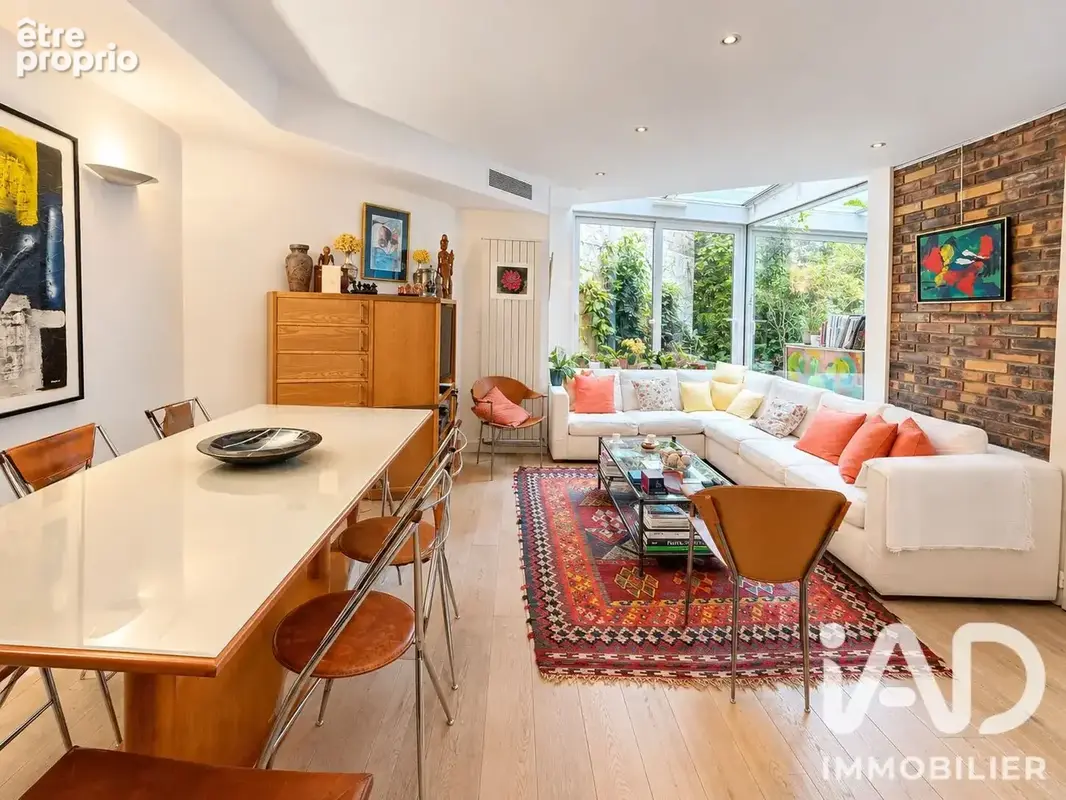 Photo 1 - Appartement à PARIS-16E
