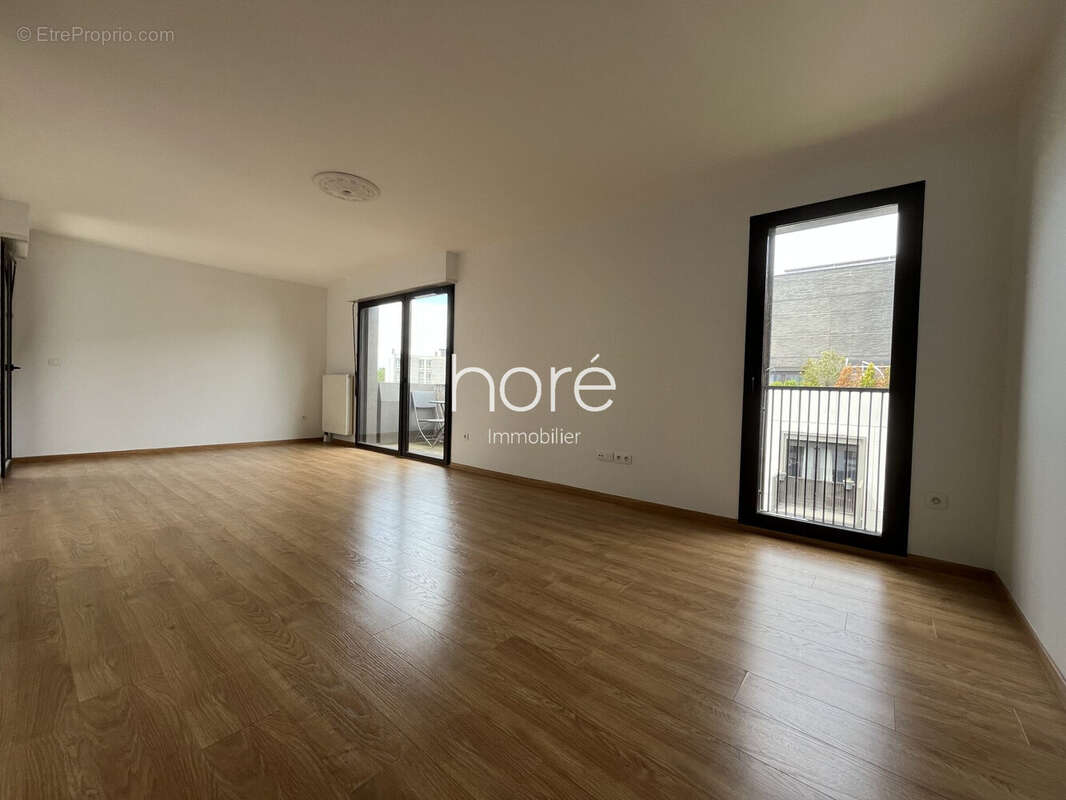 Appartement 84 m² à Colombes  - photo 5