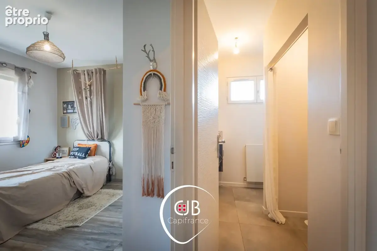 Sonnaz – Maison 220 m², DPE B et appartement en rez-de-jardin - photo 37