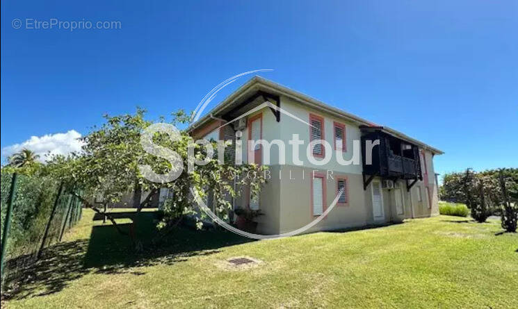 Appartement à PETIT-BOURG