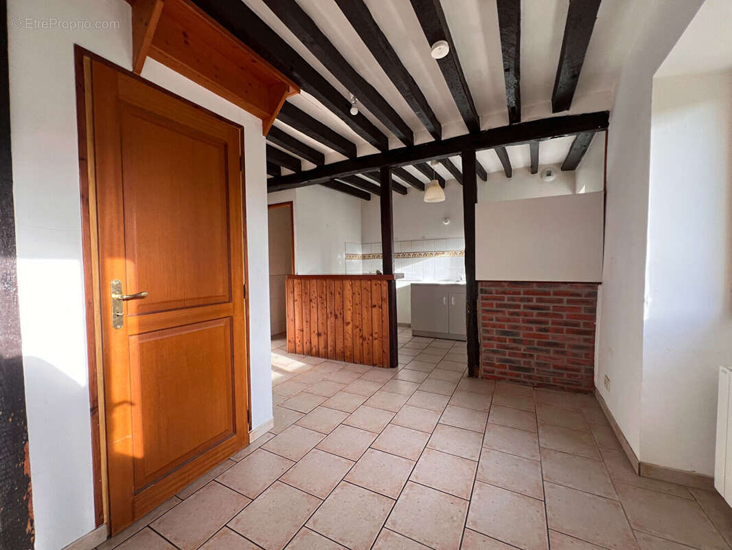 Maison à JOUY-SUR-EURE