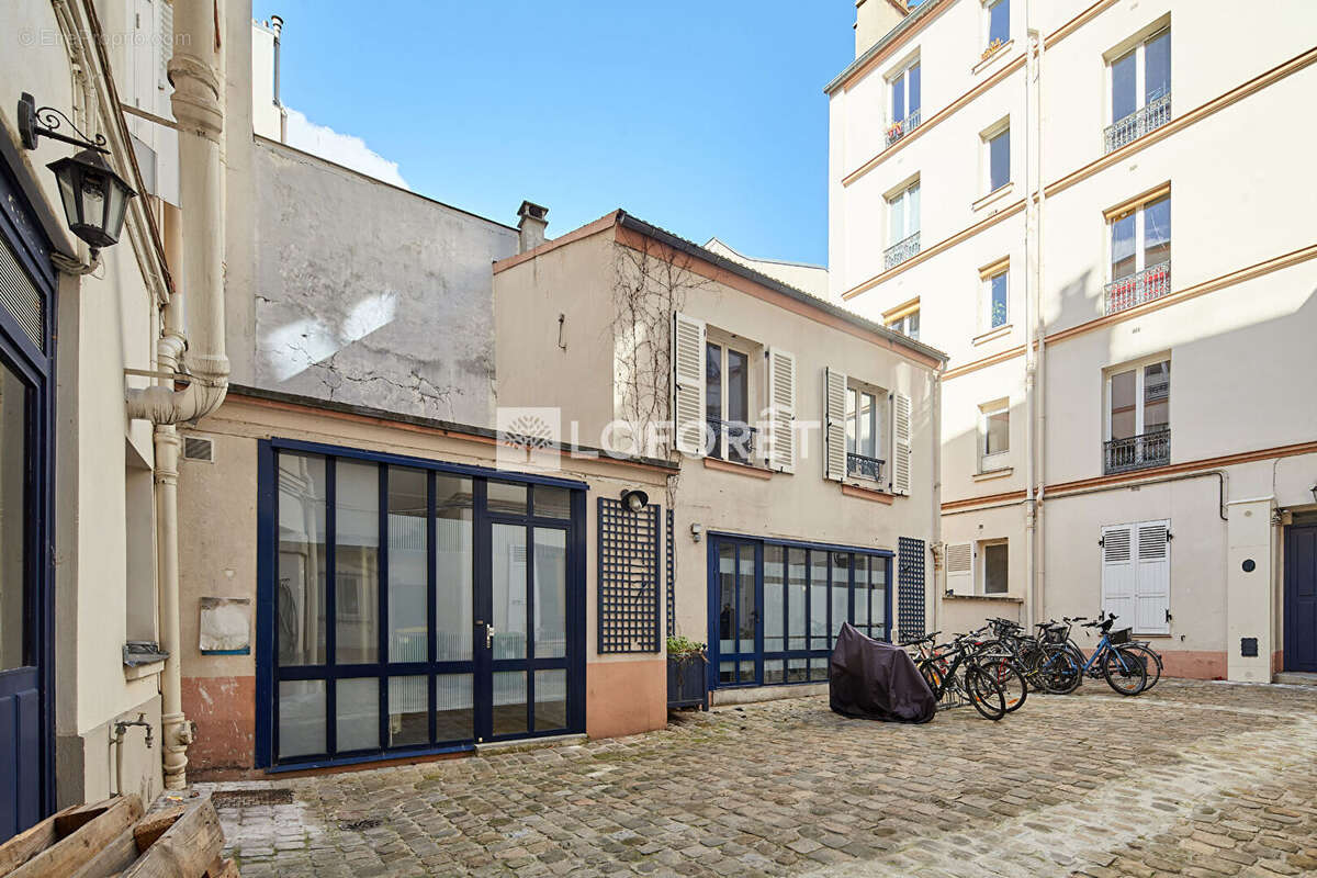 Appartement à PARIS-20E