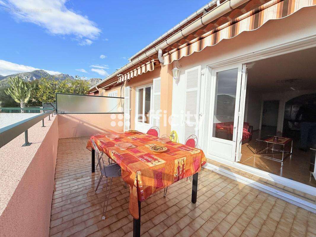 Appartement à MENTON