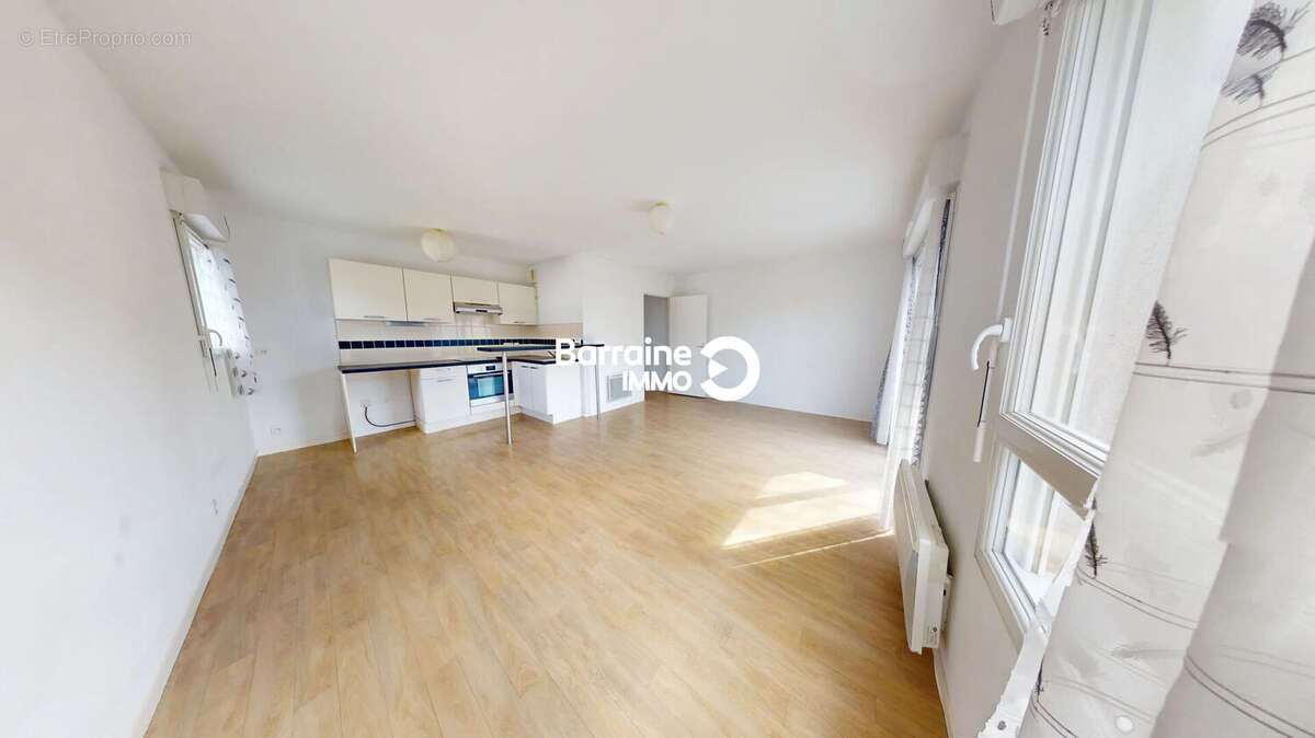 Appartement à GUIDEL