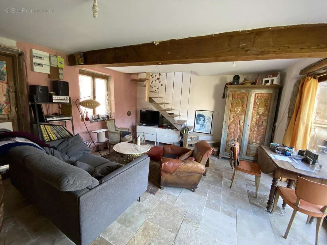 Photo 3 - Maison à GUEREINS