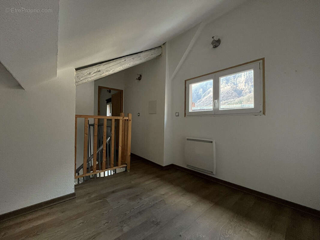 Appartement à GRESY-SUR-ISERE