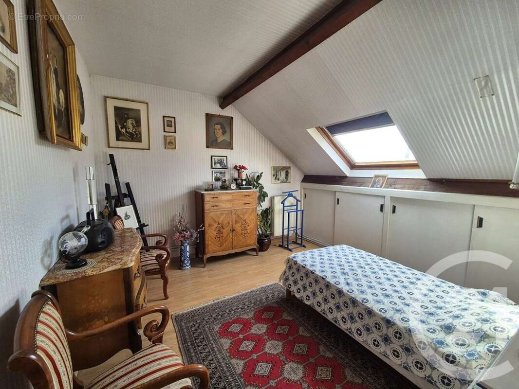 Maison à SAINT-GRATIEN