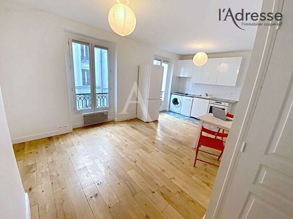 Appartement à PARIS-11E
