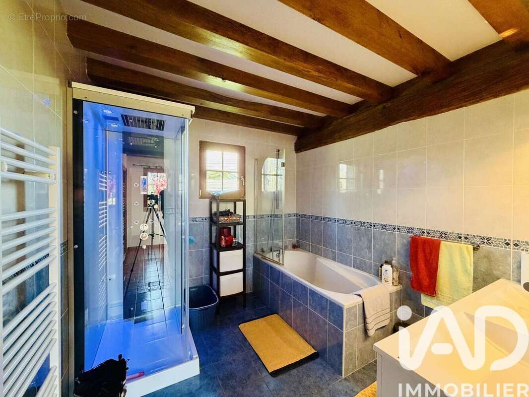 Maison 155 m² à Villers-En-Ouche  - photo 7