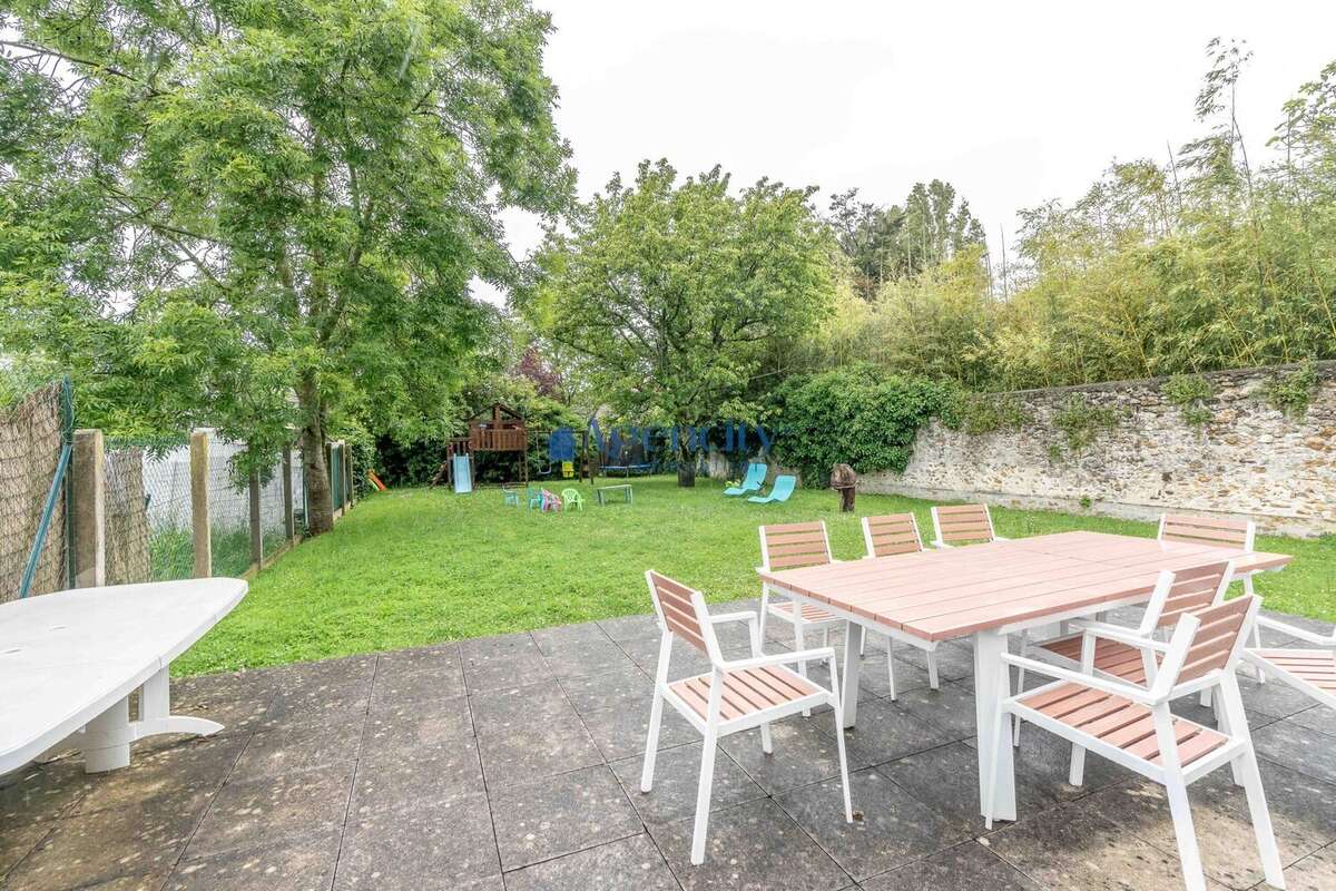 Appartement à TORCY