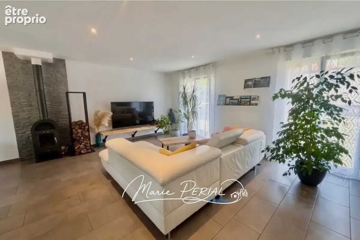 Magnifique maison de plain-pied de 119 m² – Un cadre de vie privilégié à Allamps - photo 6