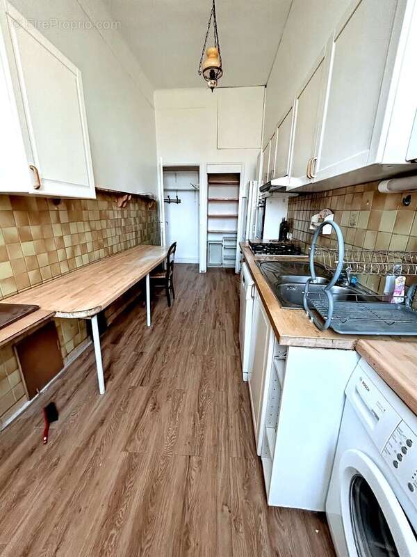 Appartement à MARSEILLE-8E