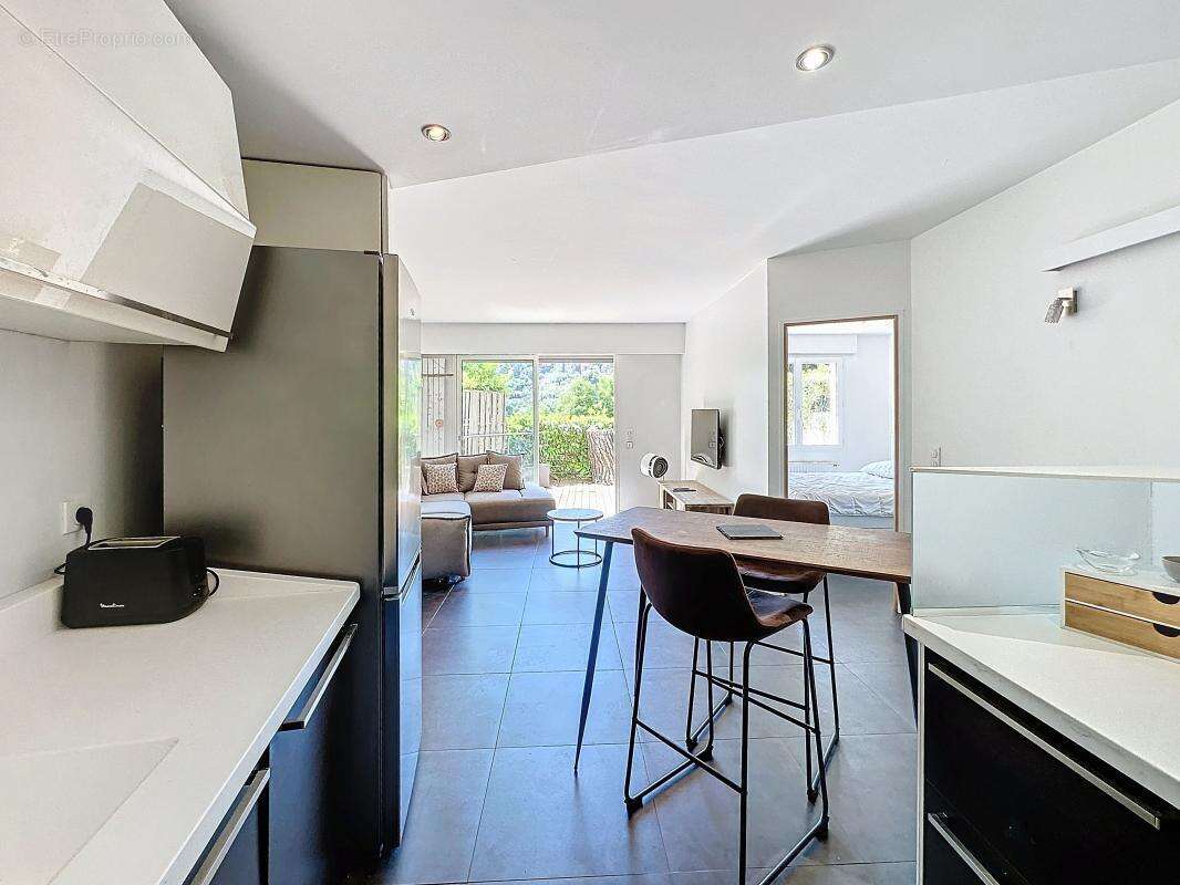 Appartement à MOUGINS