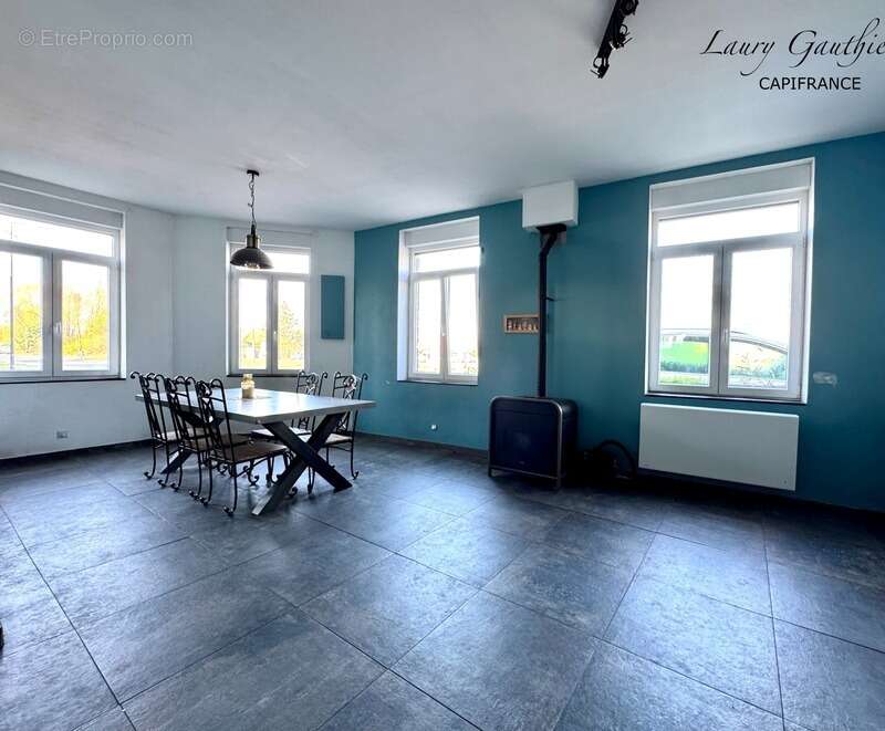 Maison à QUESNOY-SUR-DEULE